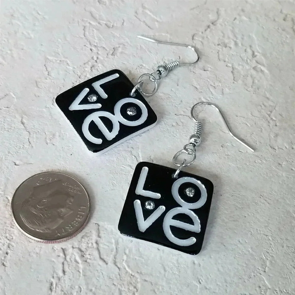 Retro White Black Lucite Acrylic Austrian Crystal Square Love Dangle Earrings - Picture 5 of 5